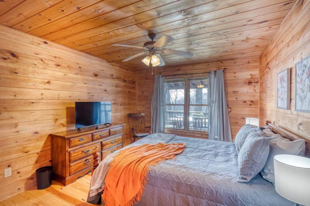 Mtn Cabin Sleeps 10 - 5 Mins To Fishing & Camping เอลลิเจย์ ภายนอก รูปภาพ