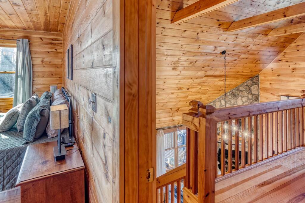Mtn Cabin Sleeps 10 - 5 Mins To Fishing & Camping เอลลิเจย์ ภายนอก รูปภาพ